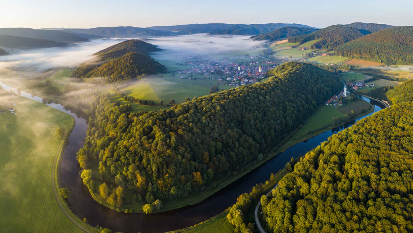 Panoramablick über Deutschland – Schwarzwald, Rheintal und Bayerische Alpen